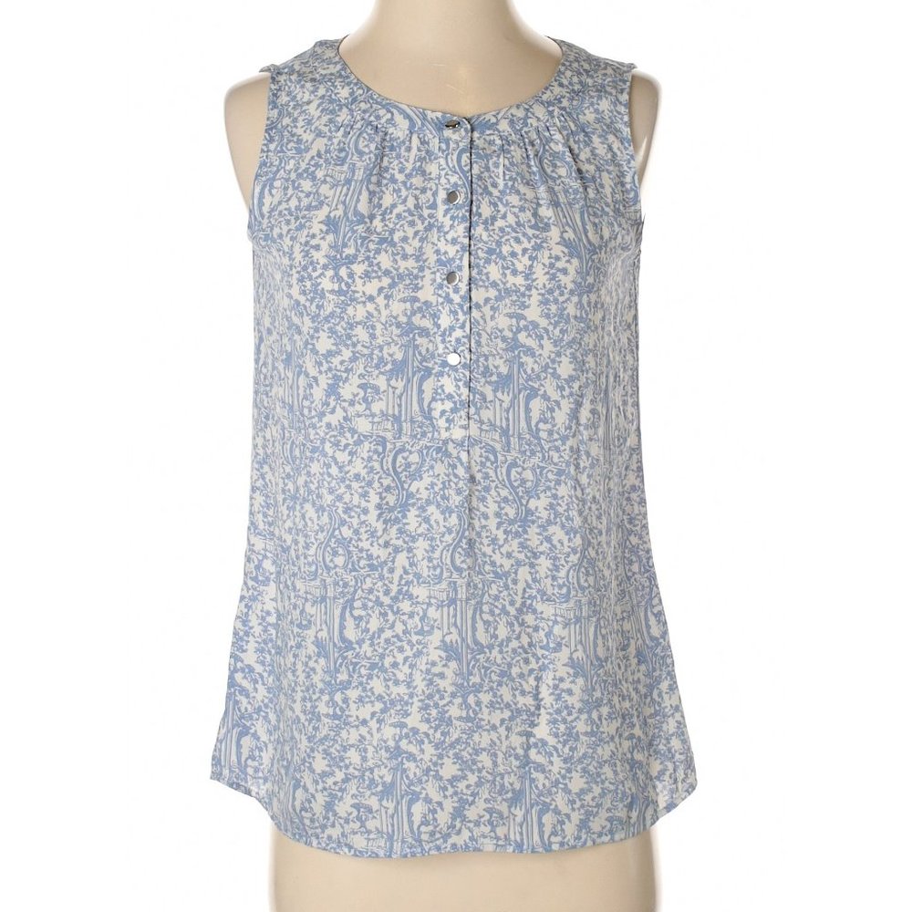 Banana Republic sleeveless blouse XS - gone this week, make me an offer
